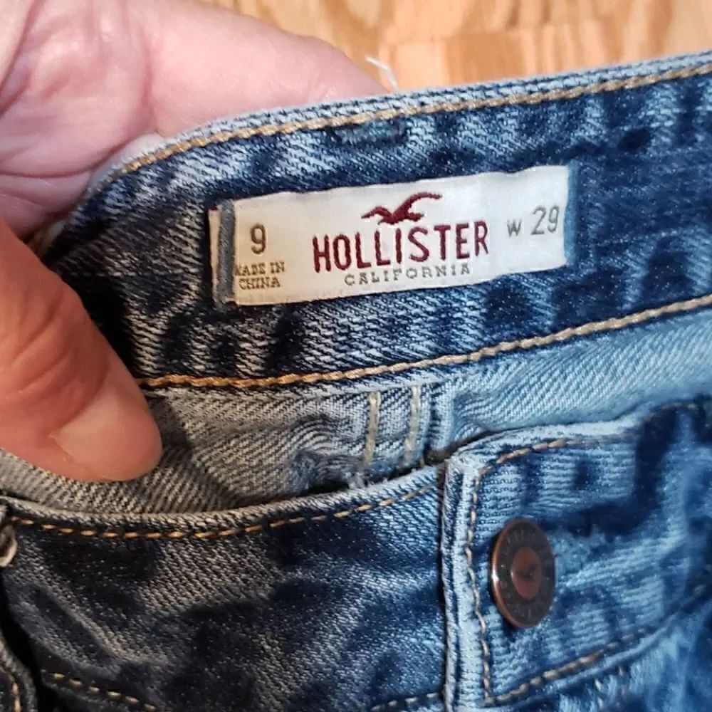 Hollister Jeans   - Picture 3 of 10